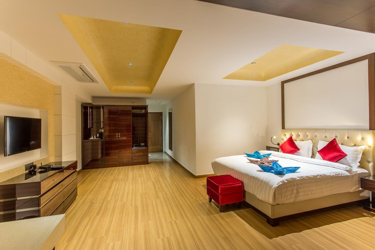 Hotel Abika Elite Ujjain Ngoại thất bức ảnh